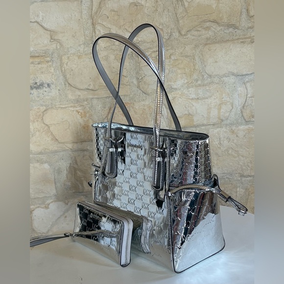 Michael Kors Shiny Silver Tote and Wallet - Picture 2 of 16
